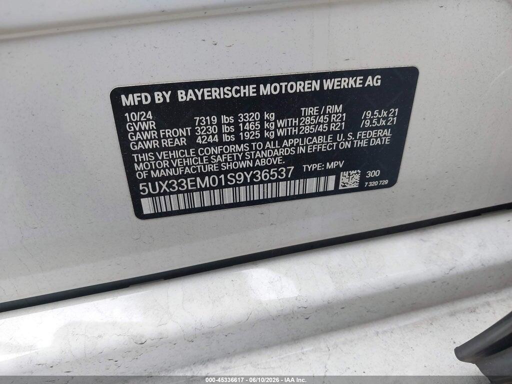 5UX33EM01S9Y36537 2025 BMW X7 photo no. 9