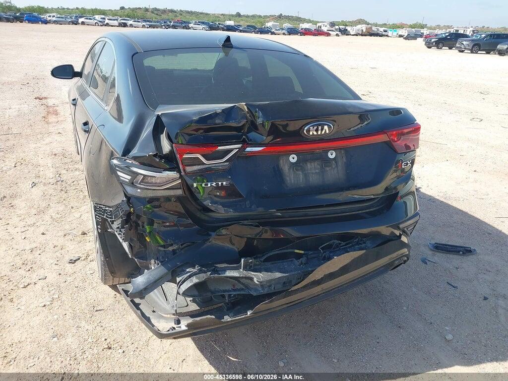3KPF54AD0KE029643 2019 KIA FORTE photo no. 6