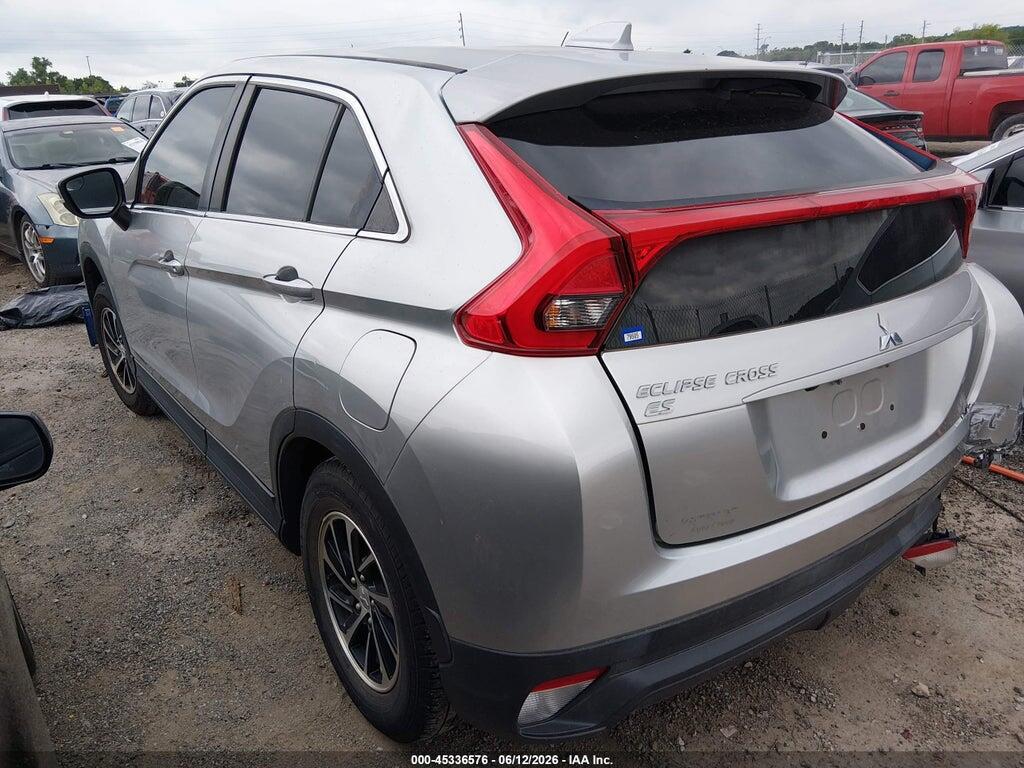 JA4AT3AA9LZ031052 2020 MITSUBISHI ECLIPSE CROSS photo no. 3