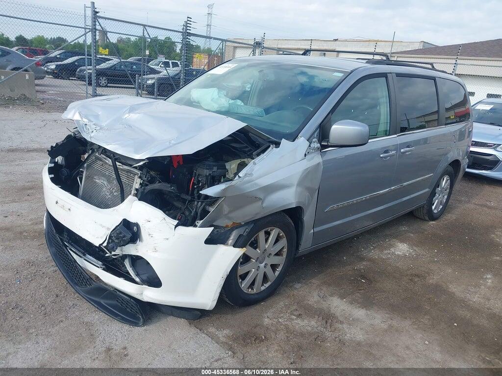 2C4RC1BG4FR582424 2015 CHRYSLER TOWN & COUNTRY photo no. 2