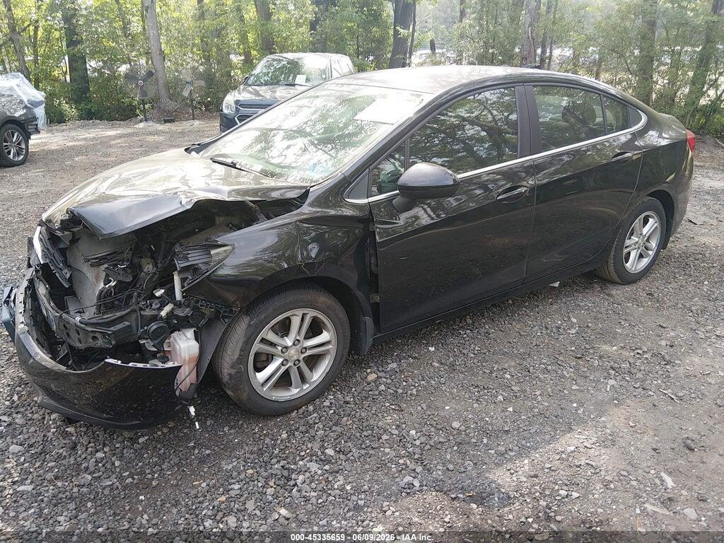 1G1BE5SM0J7182565 2018 CHEVROLET CRUZE photo no. 2