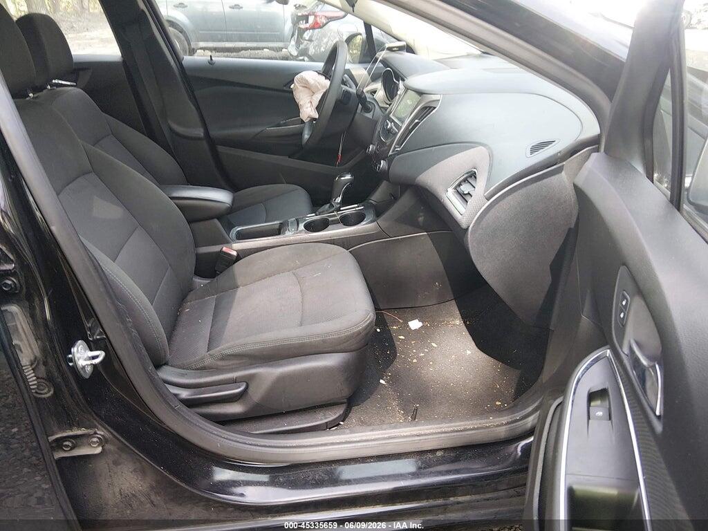 1G1BE5SM0J7182565 2018 CHEVROLET CRUZE photo no. 5
