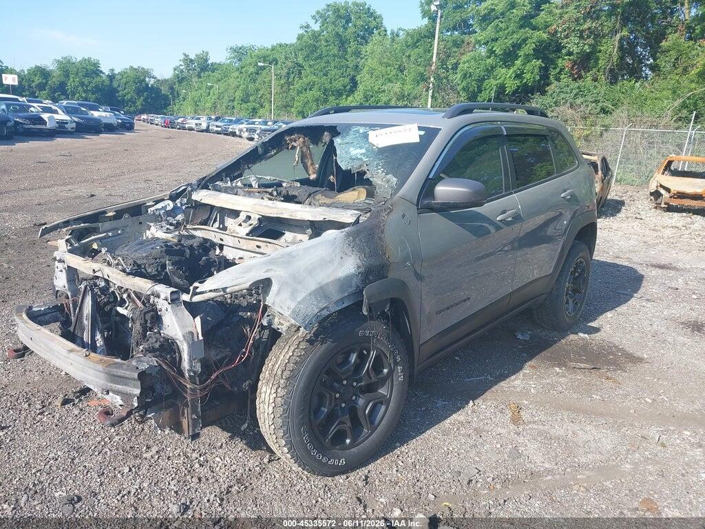 1C4PJMBX8KD385428 2019 JEEP CHEROKEE photo no. 2