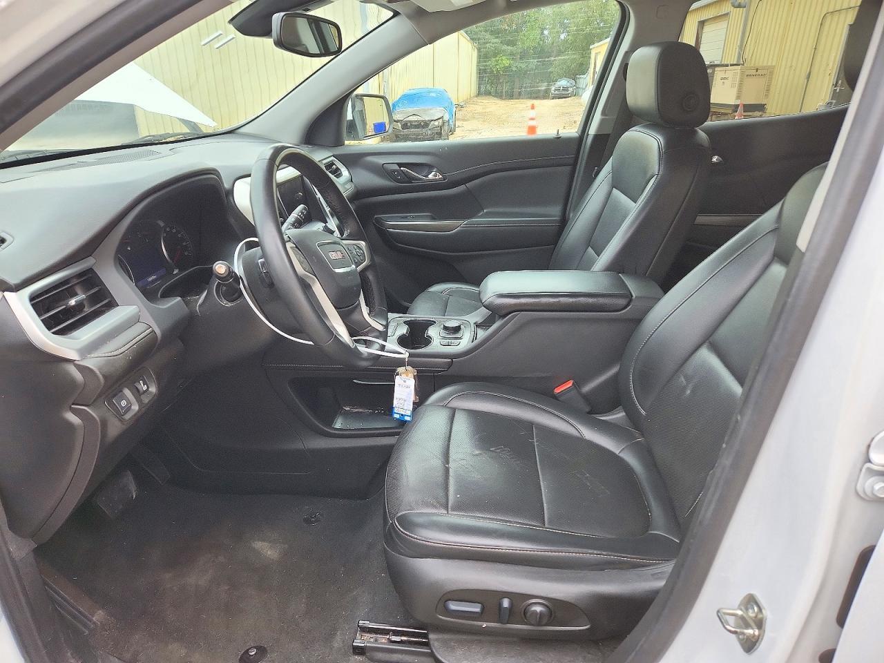 2023 GMC ACADIA SLT — Фото 7 из 12