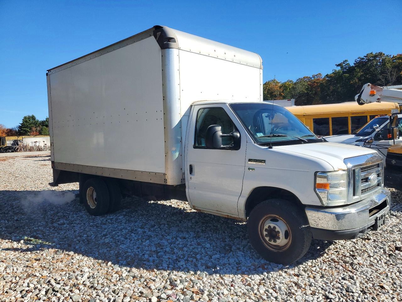 2015 FORD ECONOLINE E350 SUPER DUTY CUTAWAY VAN — Фото 4 из 13