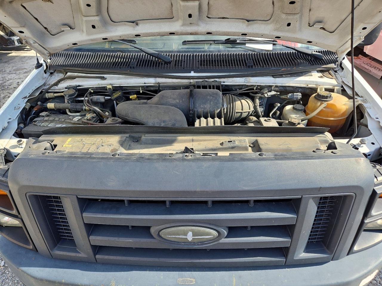 2015 FORD E350 BOX TRUCK — Фото 12 из 13