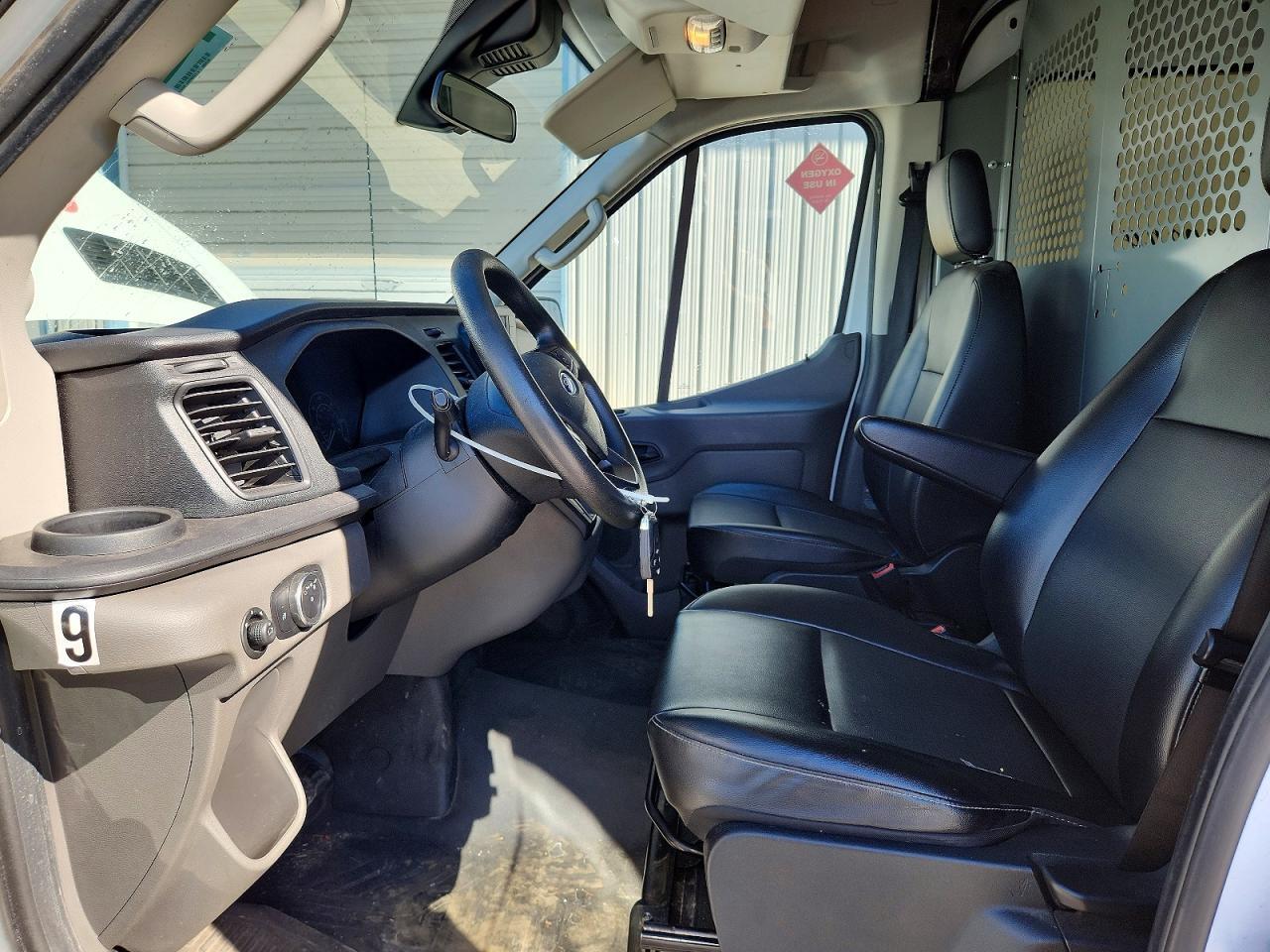 2020 FORD TRANSIT 250 DELIVERY VAN — Фото 7 из 13