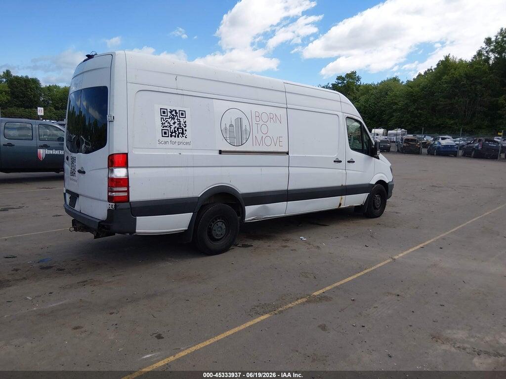 WD3PE8CD7HP529651 2017 MERCEDES-BENZ SPRINTER 2500 photo no. 4
