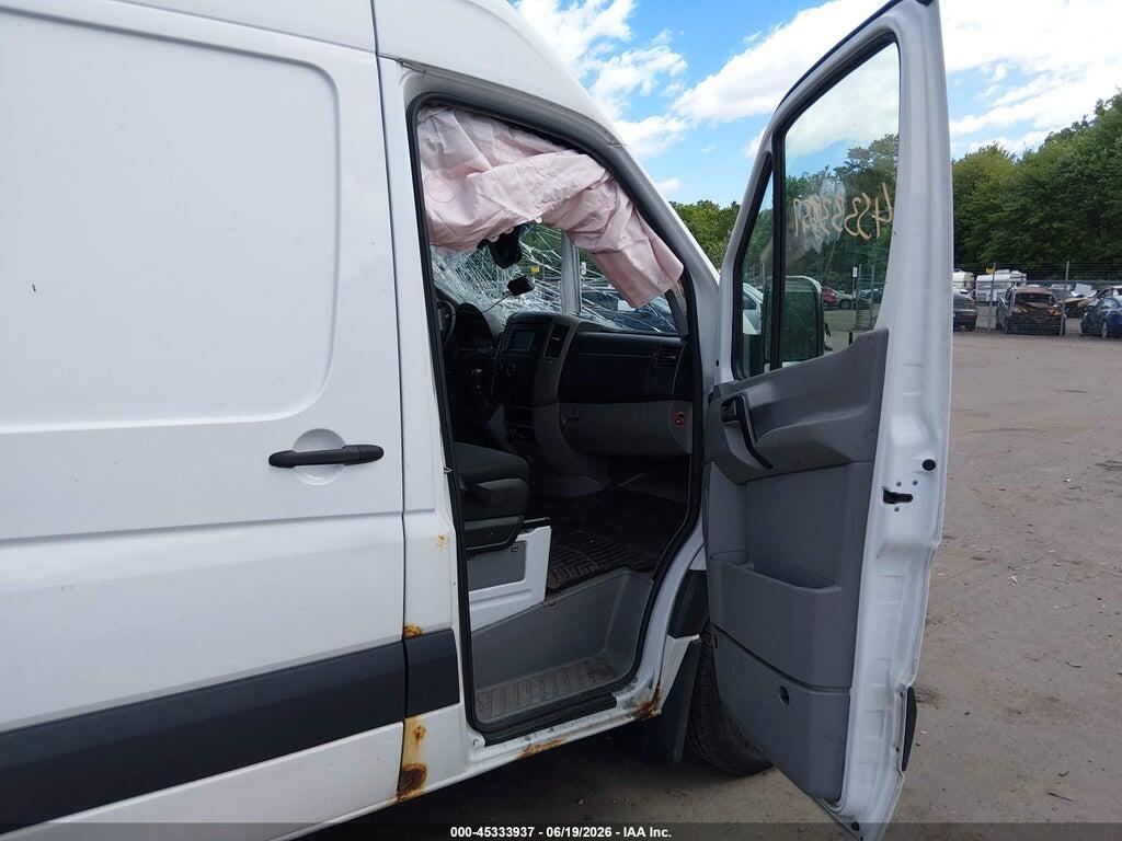 WD3PE8CD7HP529651 2017 MERCEDES-BENZ SPRINTER 2500 photo no. 5