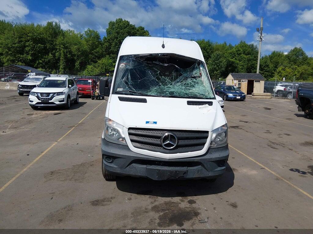 WD3PE8CD7HP529651 2017 MERCEDES-BENZ SPRINTER 2500 photo no. 6
