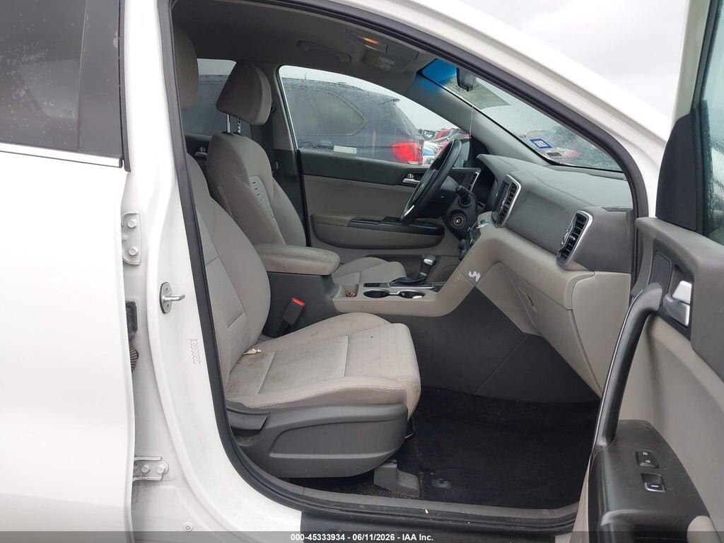 KNDPMCAC7K7605477 2019 KIA SPORTAGE photo no. 5