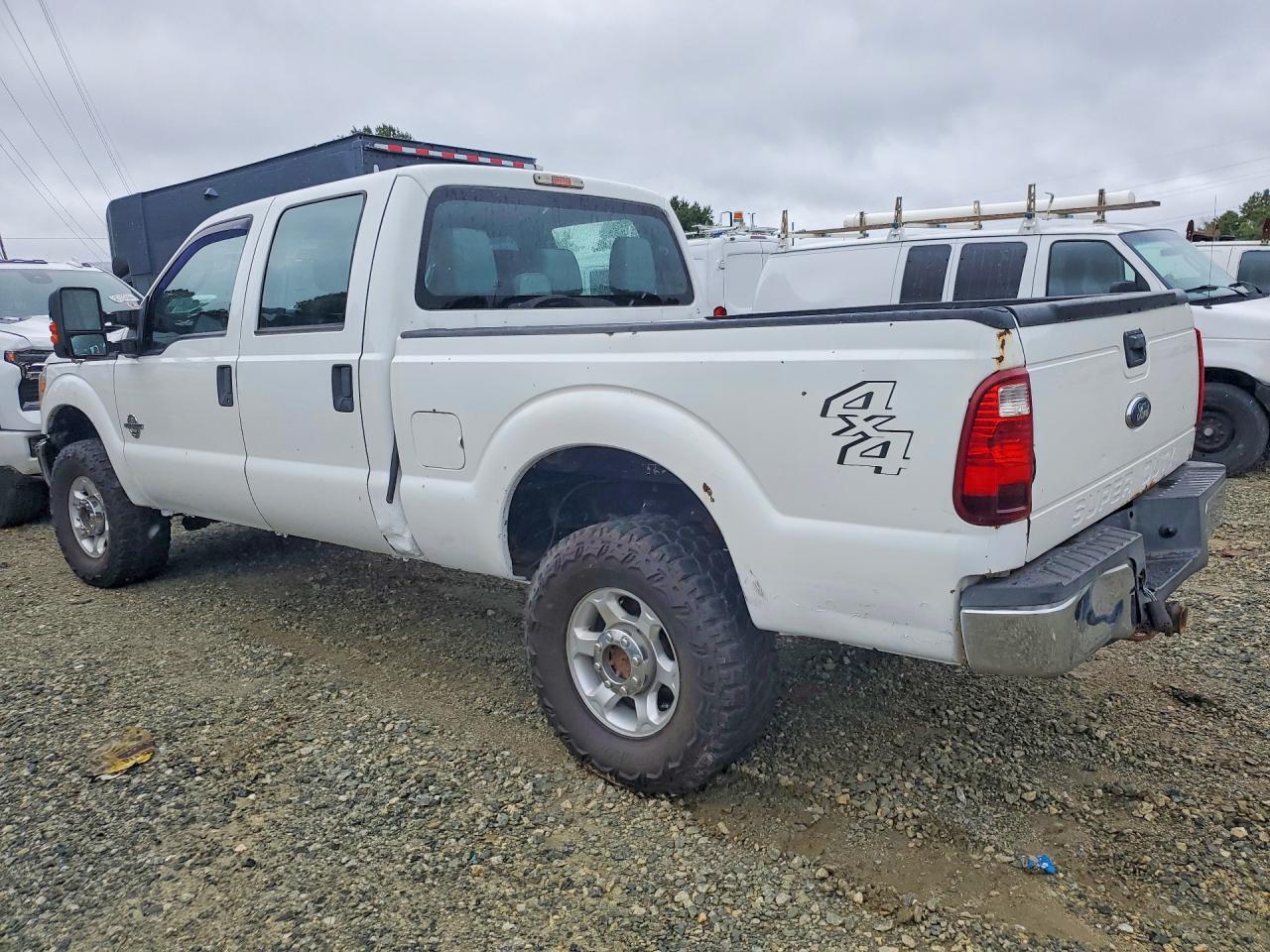 2015 FORD F250 SUPER DUTY — Фото 2 из 13