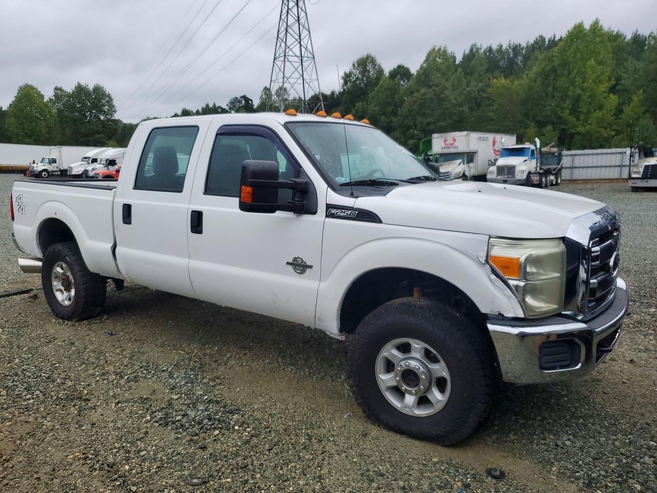 2015 FORD F250 SUPER DUTY — Фото 4 из 13