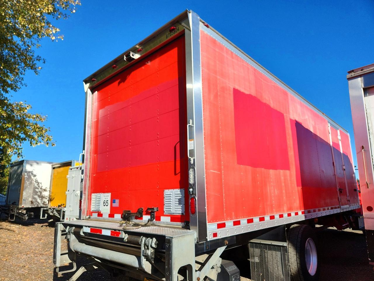 2017 FREIGHTLINER BUSINESS CLASS M2 BOX TRUCK — Фото 3 из 13