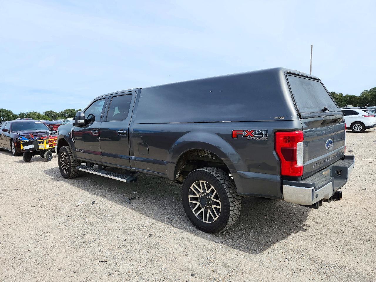 2019 FORD F350 SUPER DUTY — Фото 2 из 12
