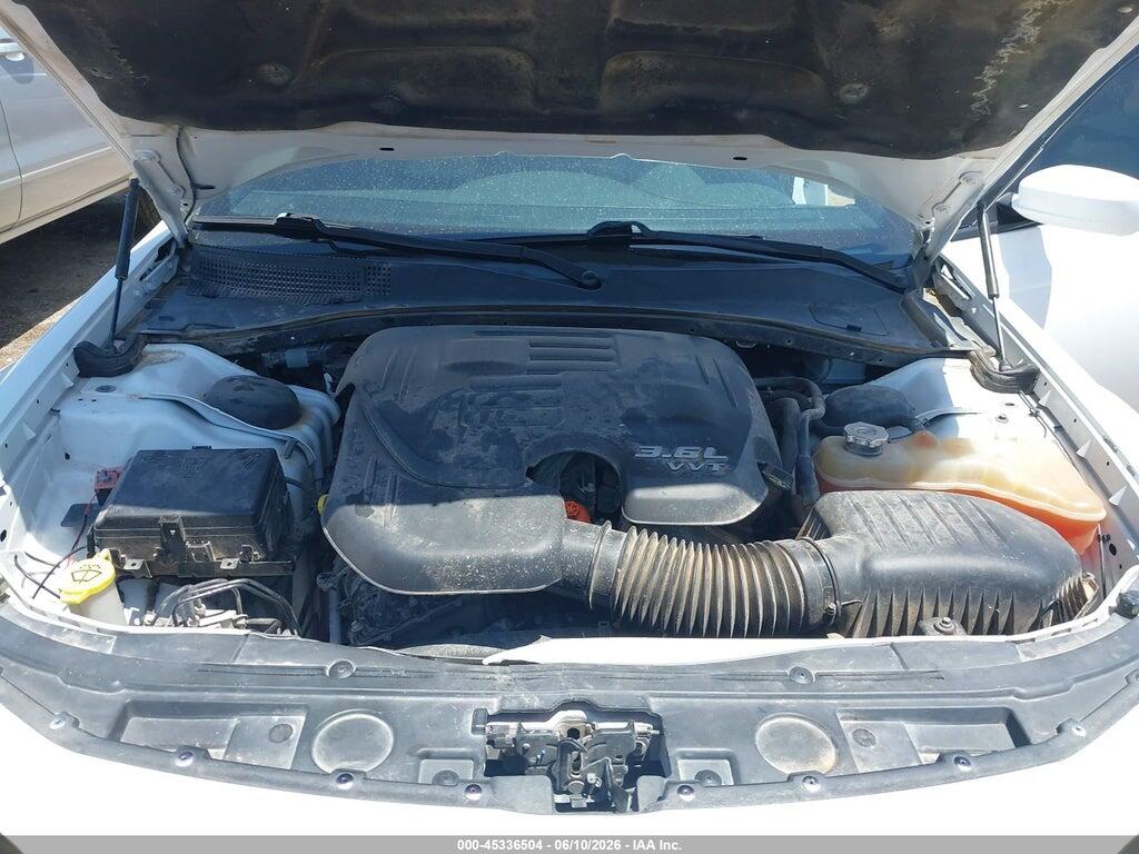 2C3CCABG8HH664675 2017 CHRYSLER 300 photo no. 10