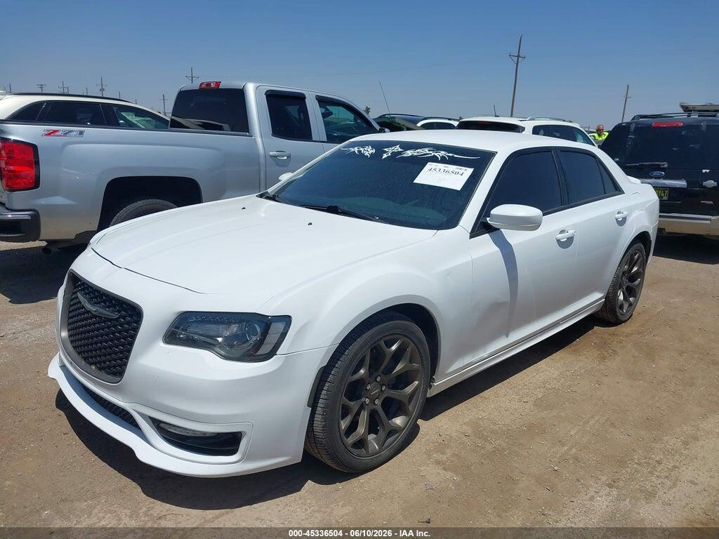 2C3CCABG8HH664675 2017 CHRYSLER 300 photo no. 2