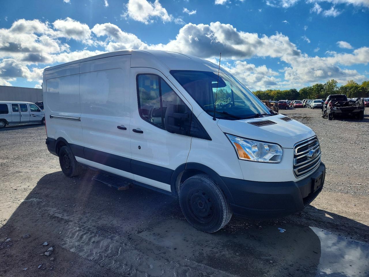 2019 FORD TRANS 150 — Фото 4 из 13