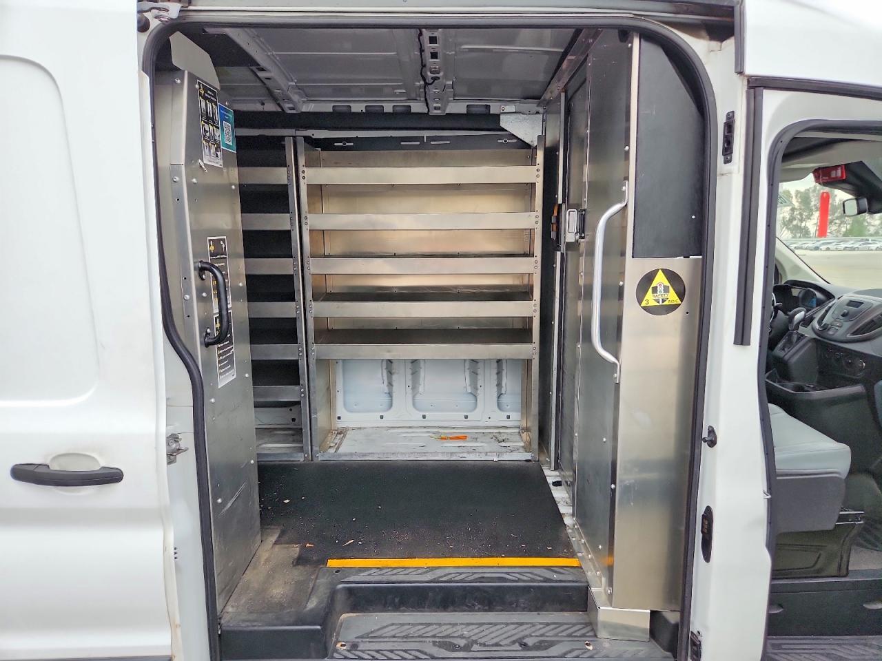 2016 FORD TRANSIT T-150 — Фото 11 из 14