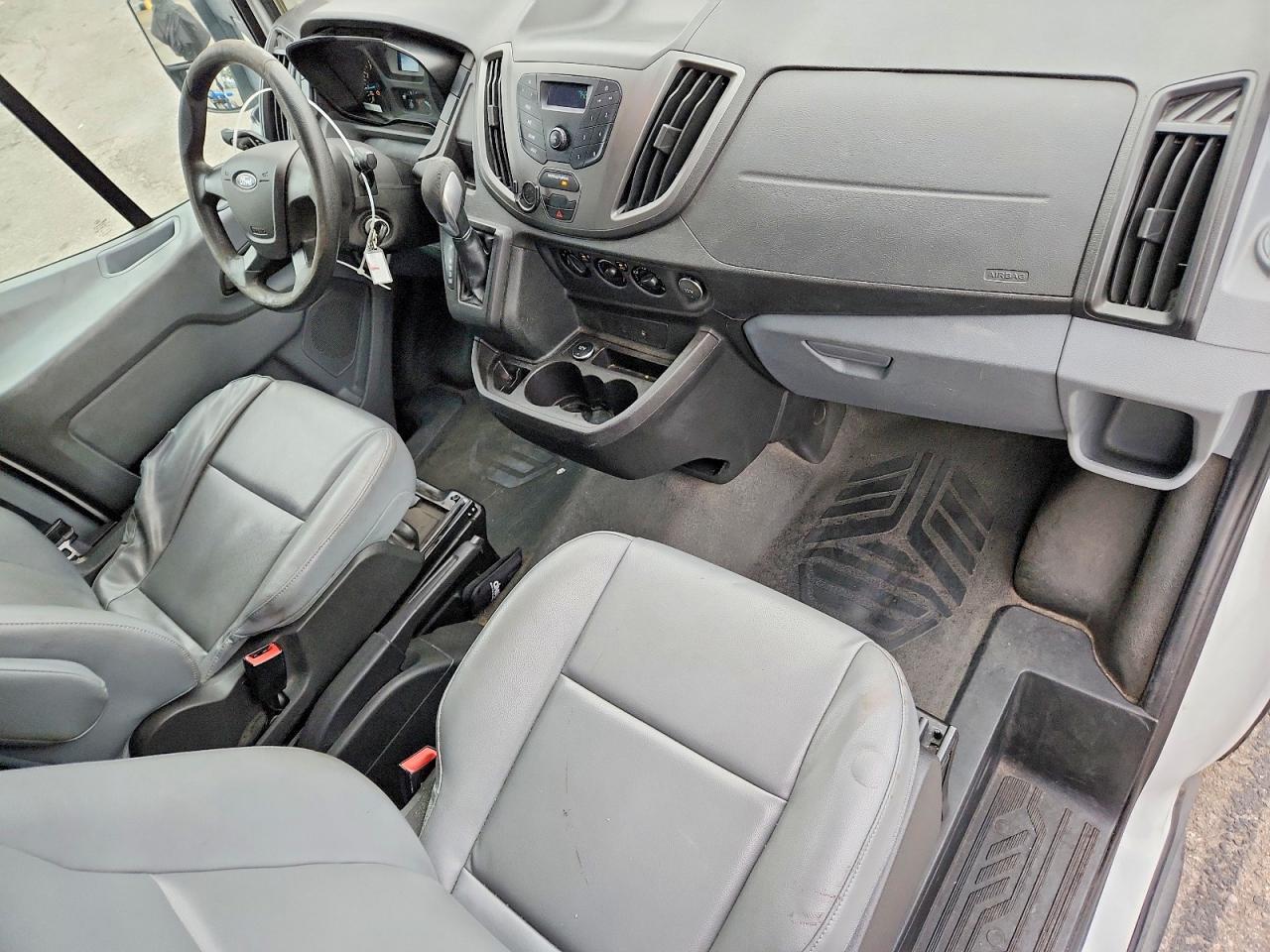 2016 FORD TRANSIT T-150 — Фото 8 из 14