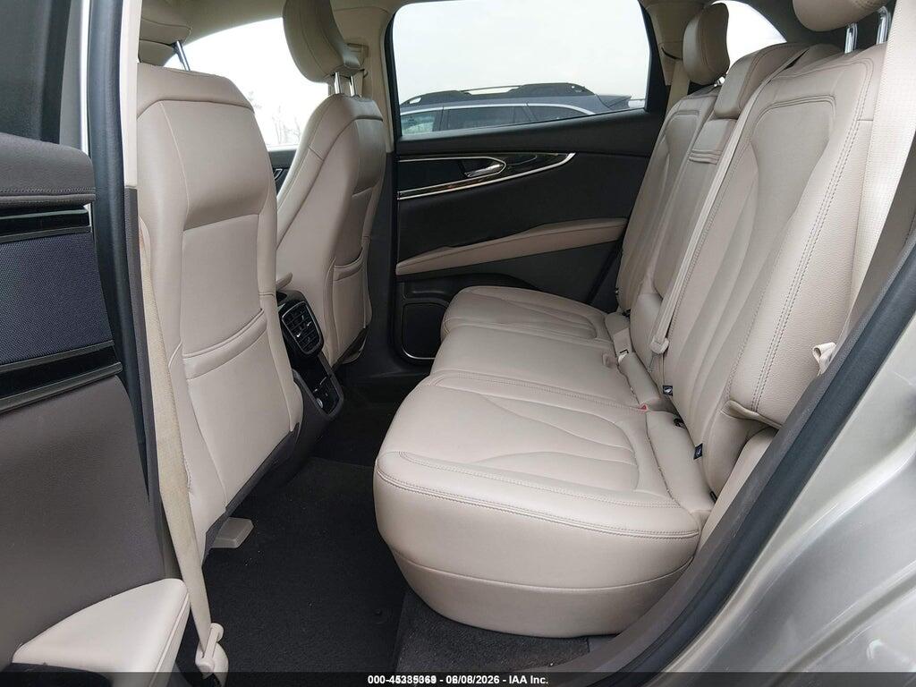 2LMPJ8J92PBL21683 2023 LINCOLN NAUTILUS photo no. 8