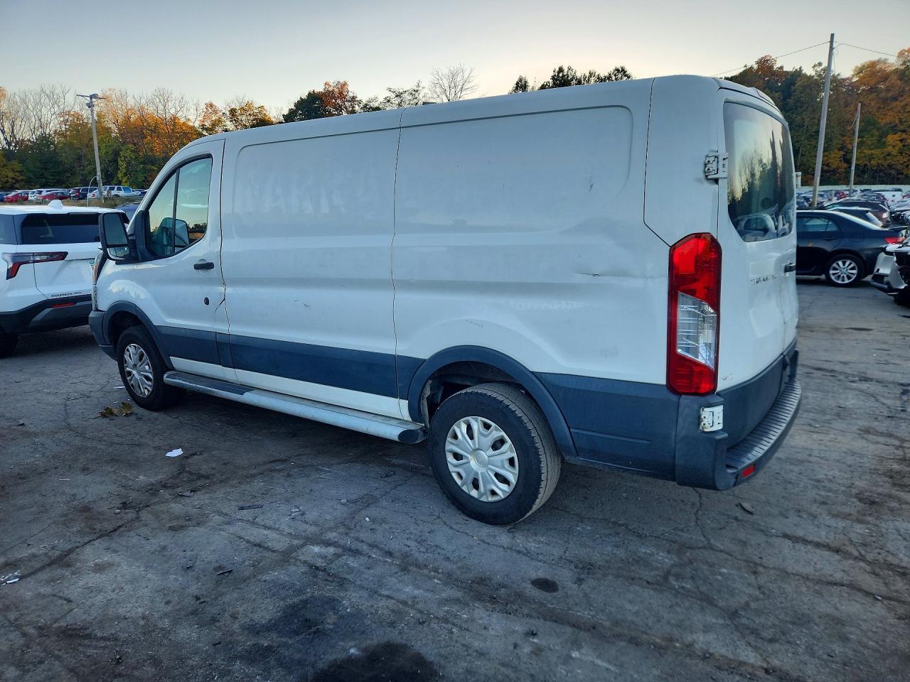 2018 FORD TRANSIT 250 DELIVERY VAN — Фото 2 из 13