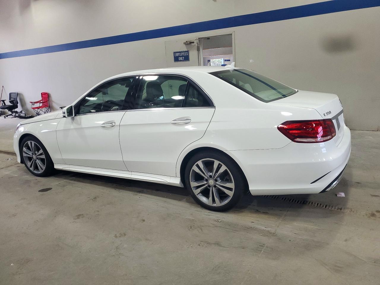 2014 MERCEDES-BENZ E 350 — Фото 2 из 12