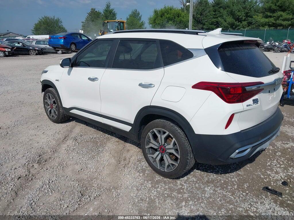 KNDETCA23P7383948 2023 KIA SELTOS photo no. 3