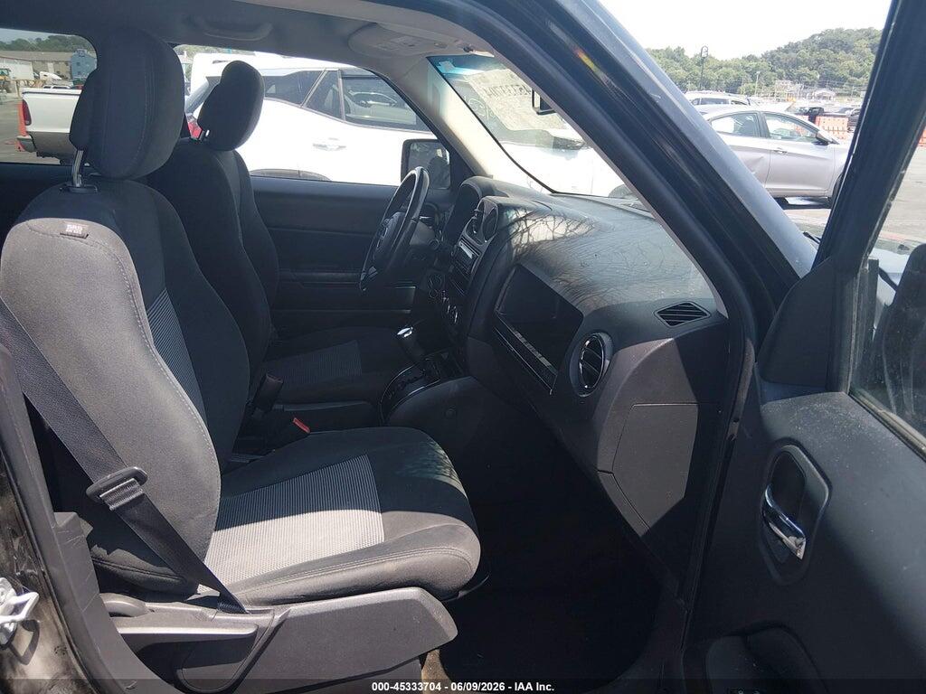 1C4NJPFA0HD116573 2017 JEEP PATRIOT photo no. 5