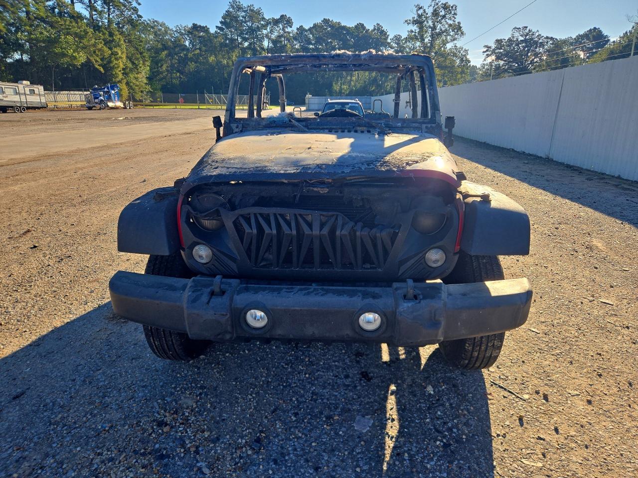 2015 JEEP WRANGLER SPORT — Фото 5 из 11