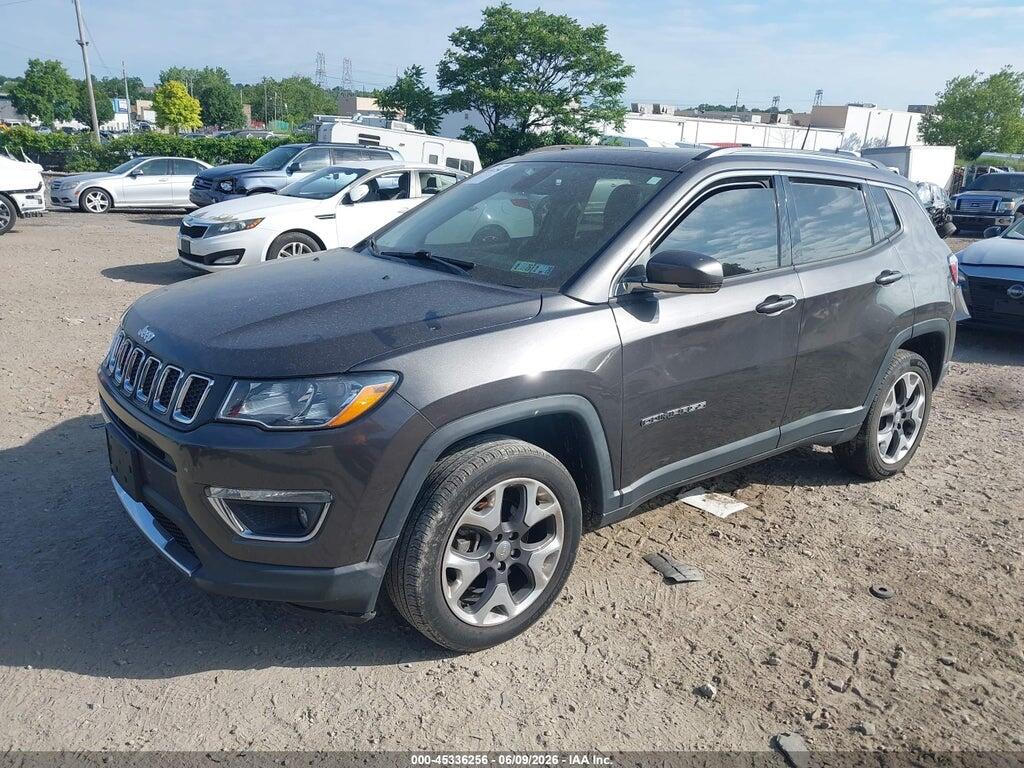 3C4NJDCB8KT747648 2019 JEEP COMPASS photo no. 2