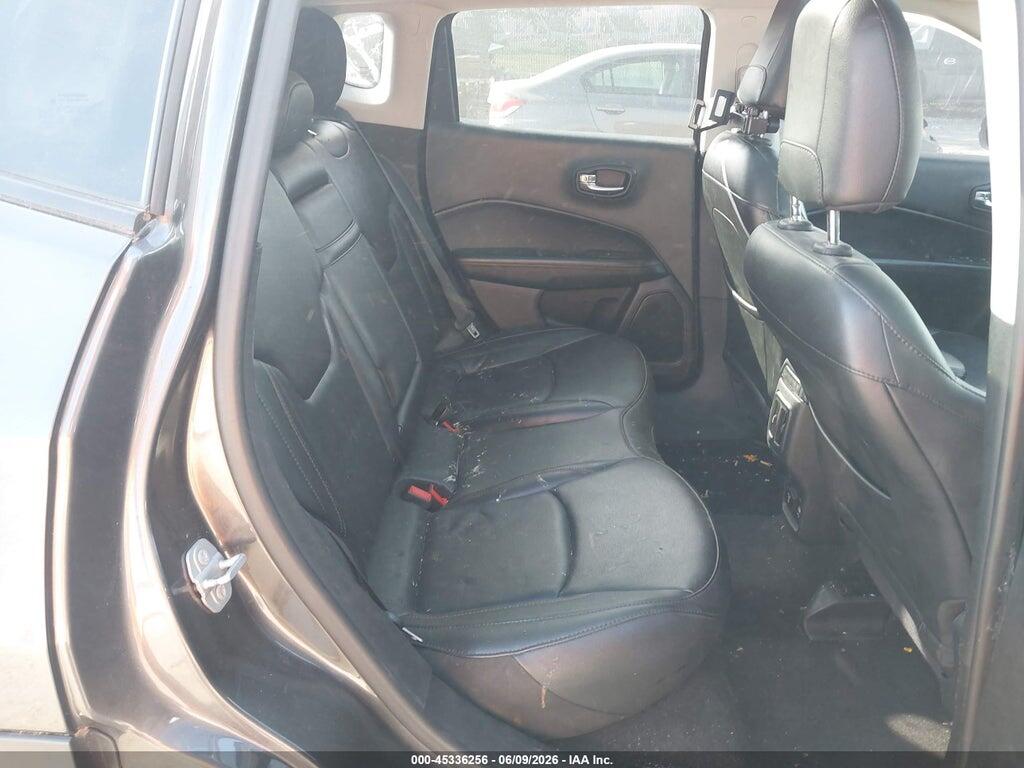 3C4NJDCB8KT747648 2019 JEEP COMPASS photo no. 8