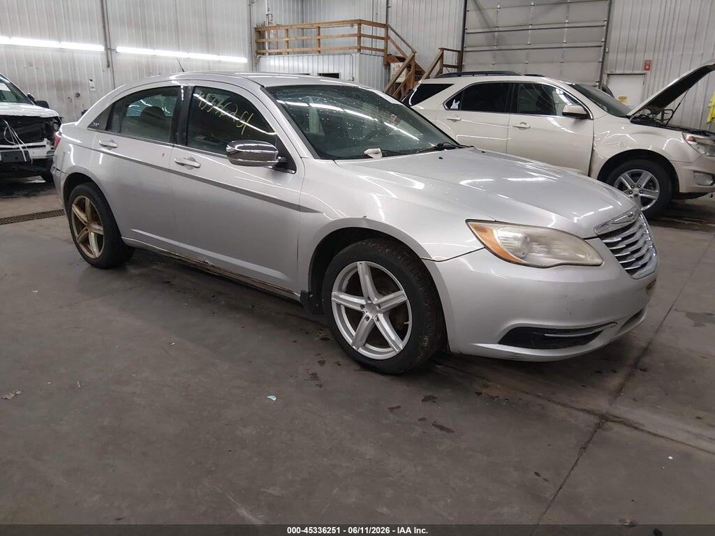 1C3BC1FB7BN552314 2011 CHRYSLER 200 photo no. 1