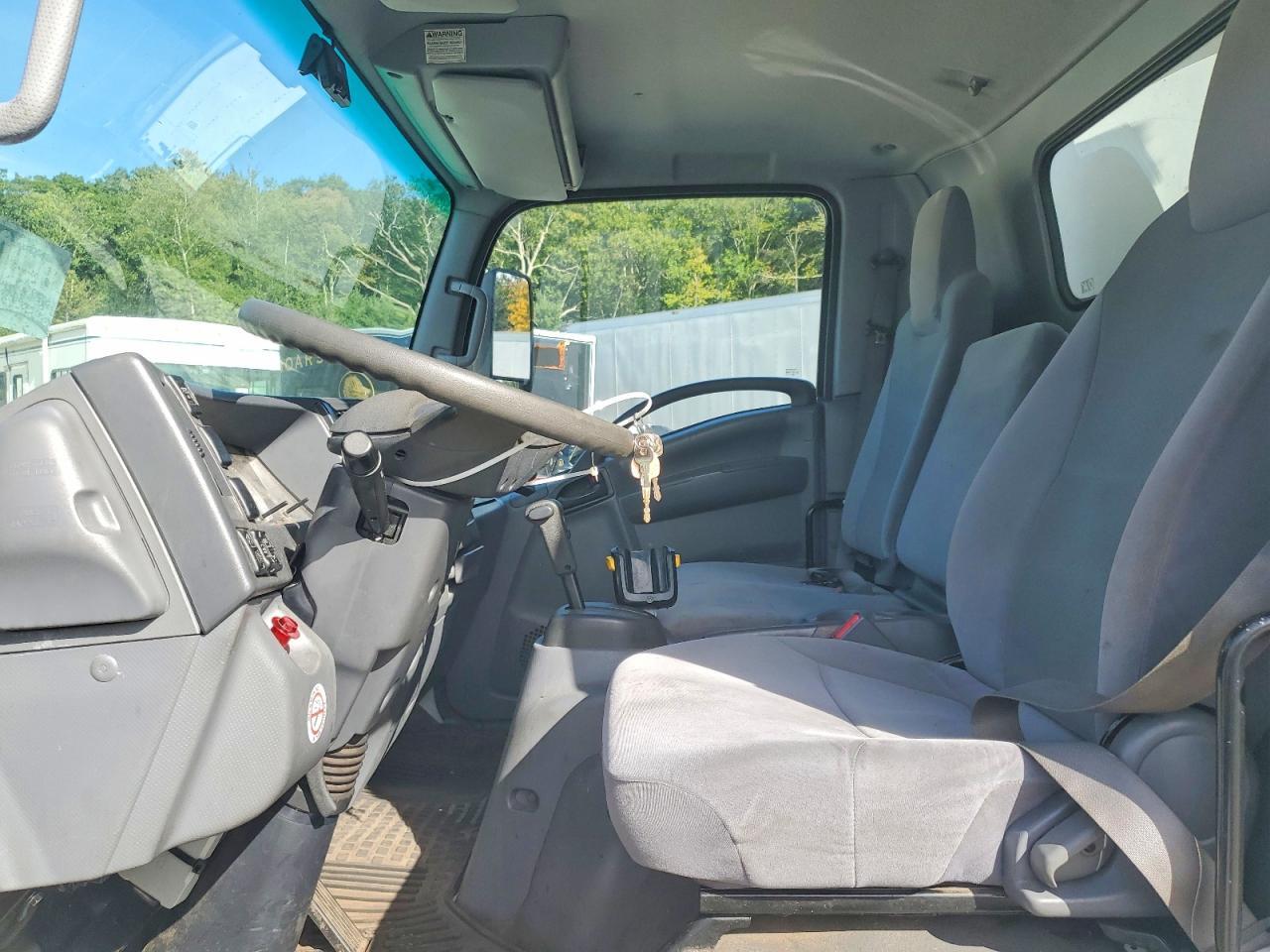 2016 ISUZU NQR DELIVERY TRUCK — Фото 7 из 13