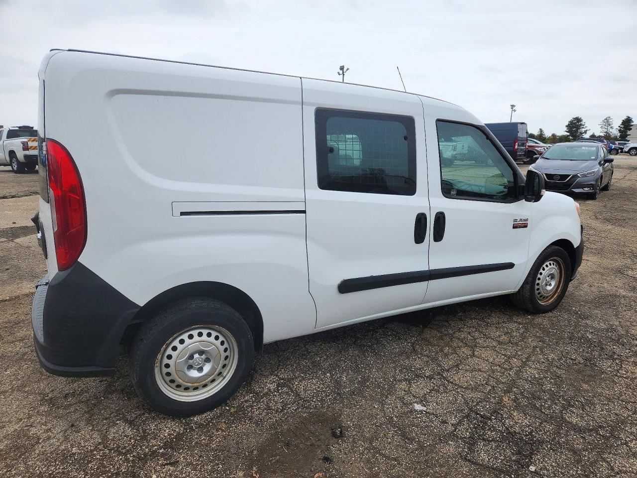2020 RAM PROMASTER CITY DELIVERY VAN — Фото 3 из 13