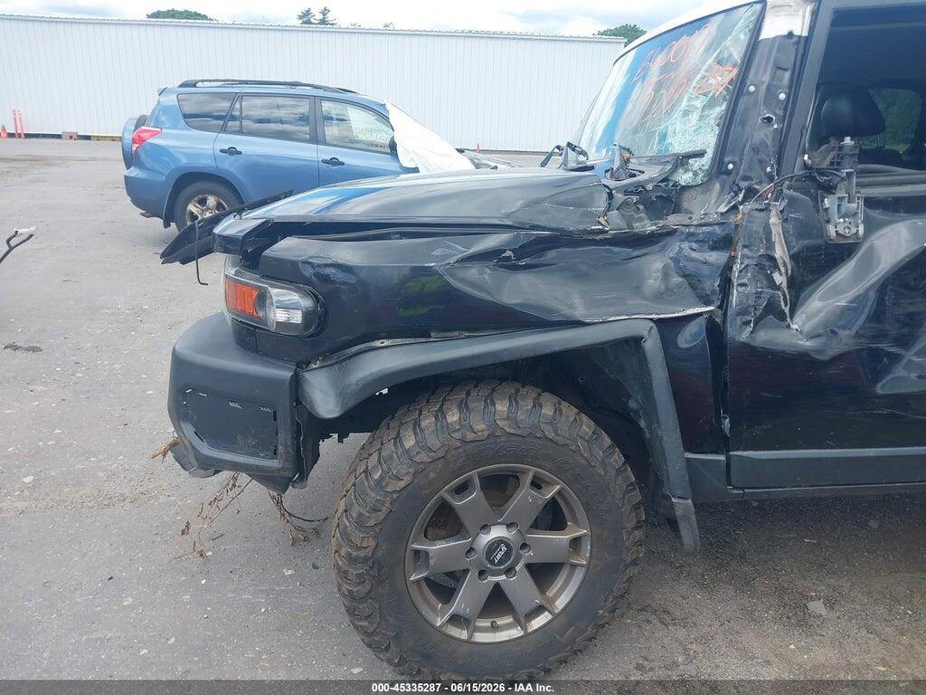 JTEBU11FX70020459 2007 TOYOTA FJ CRUISER photo no. 6
