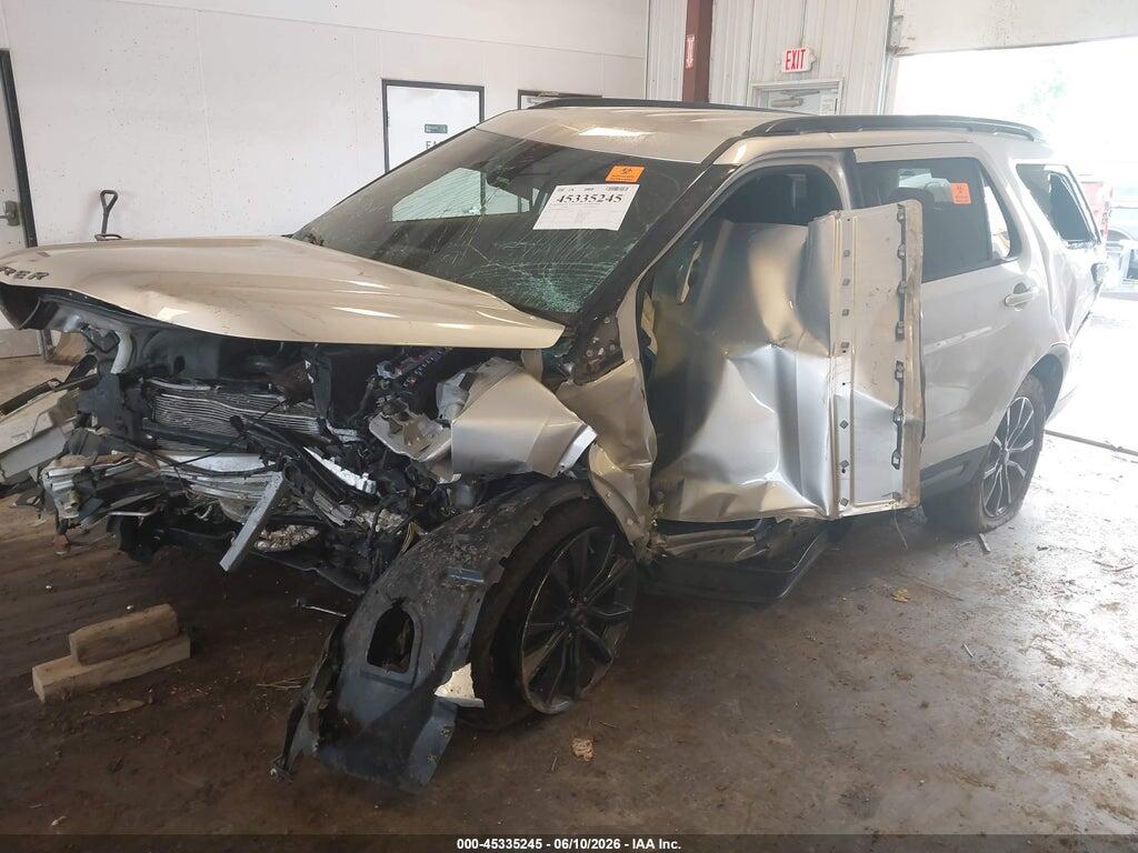 1FM5K8D89HGD39062 2017 FORD EXPLORER photo no. 2