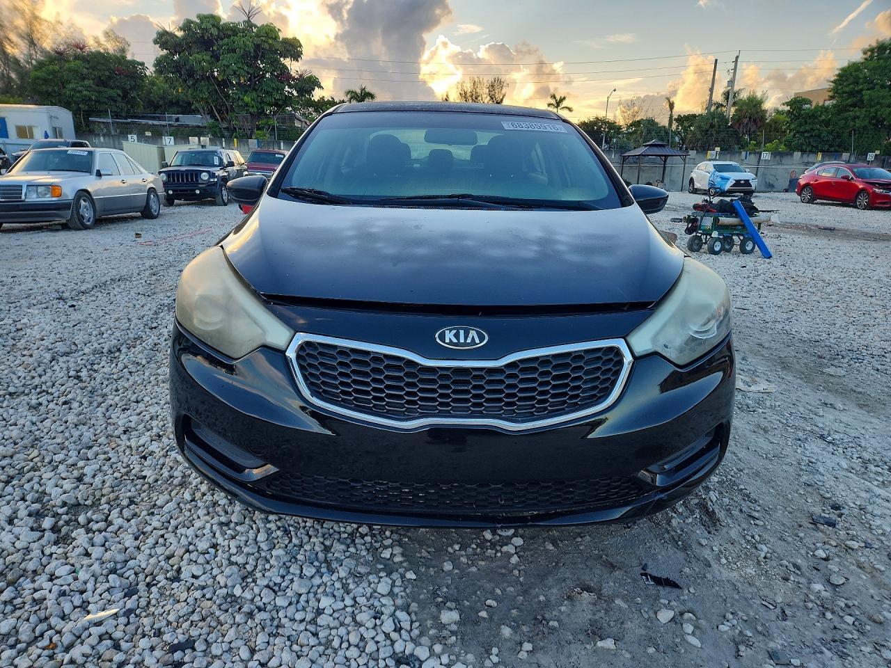 2016 KIA FORTE LX — Фото 5 из 12