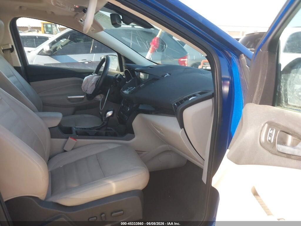 1FMCU0J92JUC07610 2018 FORD ESCAPE photo no. 5