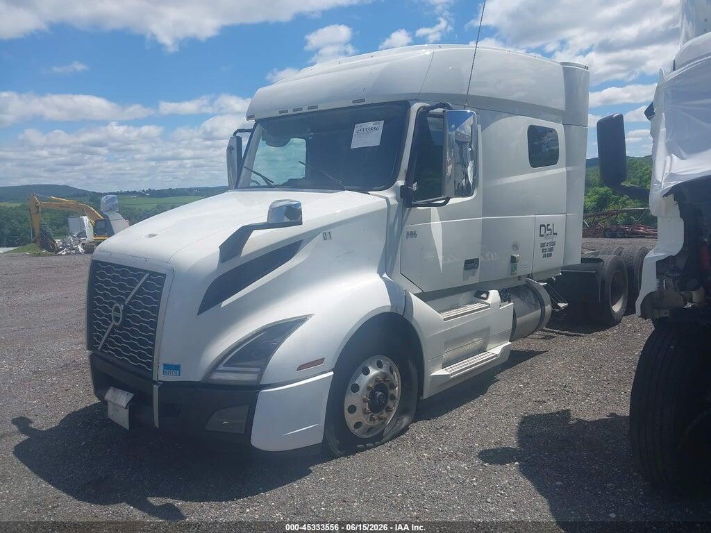 4V4NC9EHXKN198354 2019 VOLVO VNL photo no. 2