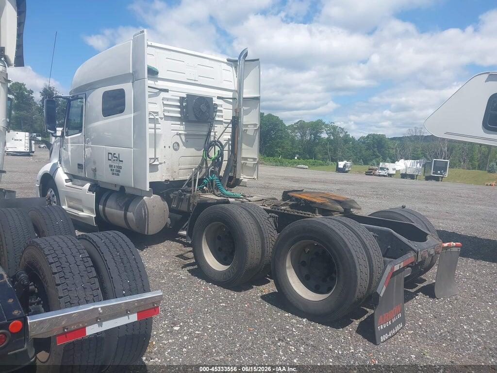4V4NC9EHXKN198354 2019 VOLVO VNL photo no. 3