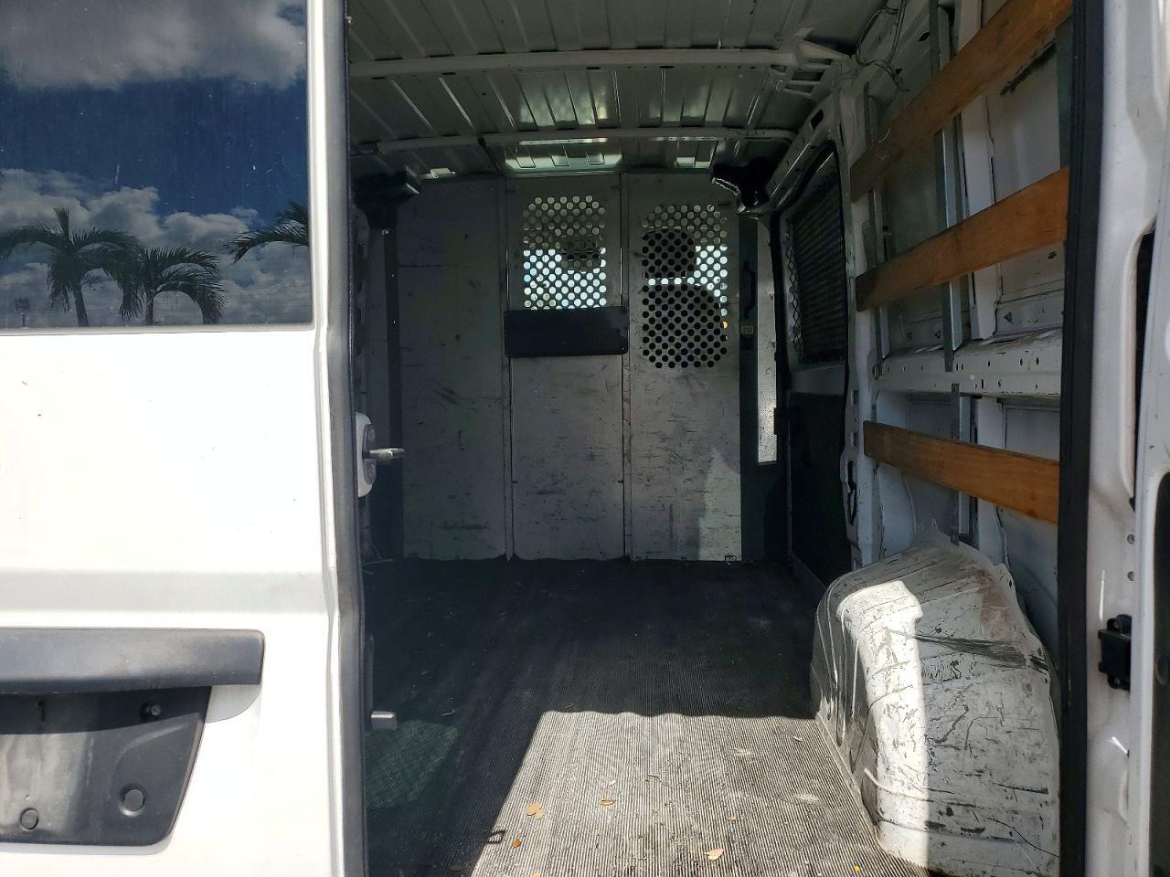 2017 RAM PROMASTER 1500 — Фото 10 из 13