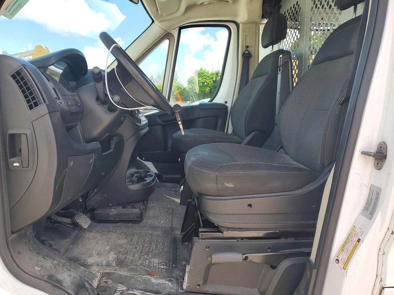 2017 RAM PROMASTER 1500 — Фото 7 из 13