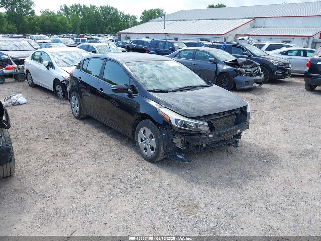 KNAFK5A8XH5690504 2017 KIA FORTE photo no. 1