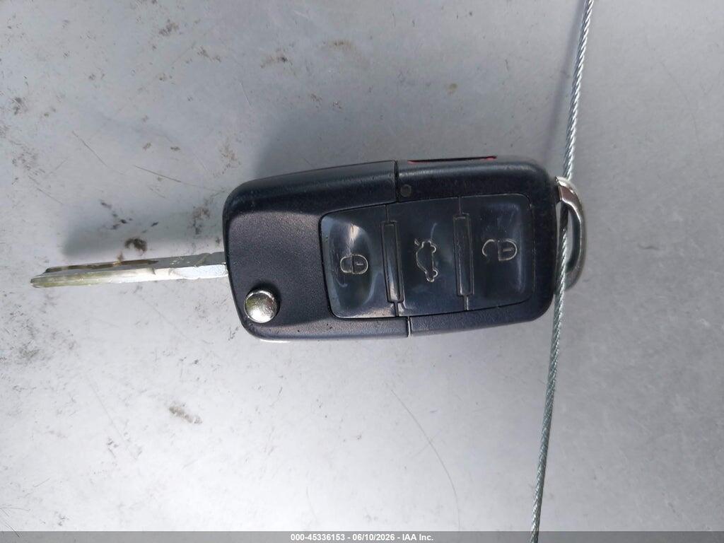3VWPW31C97M507829 2007 VOLKSWAGEN NEW BEETLE photo no. 11