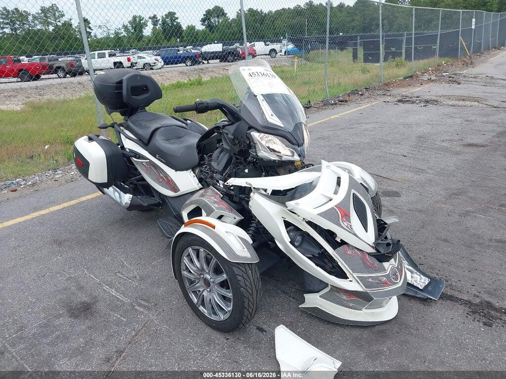 2BXNCBC16DV001038 2013 CAN-AM SPYDER ROADSTER photo no. 1