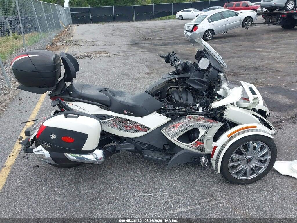 2BXNCBC16DV001038 2013 CAN-AM SPYDER ROADSTER photo no. 12