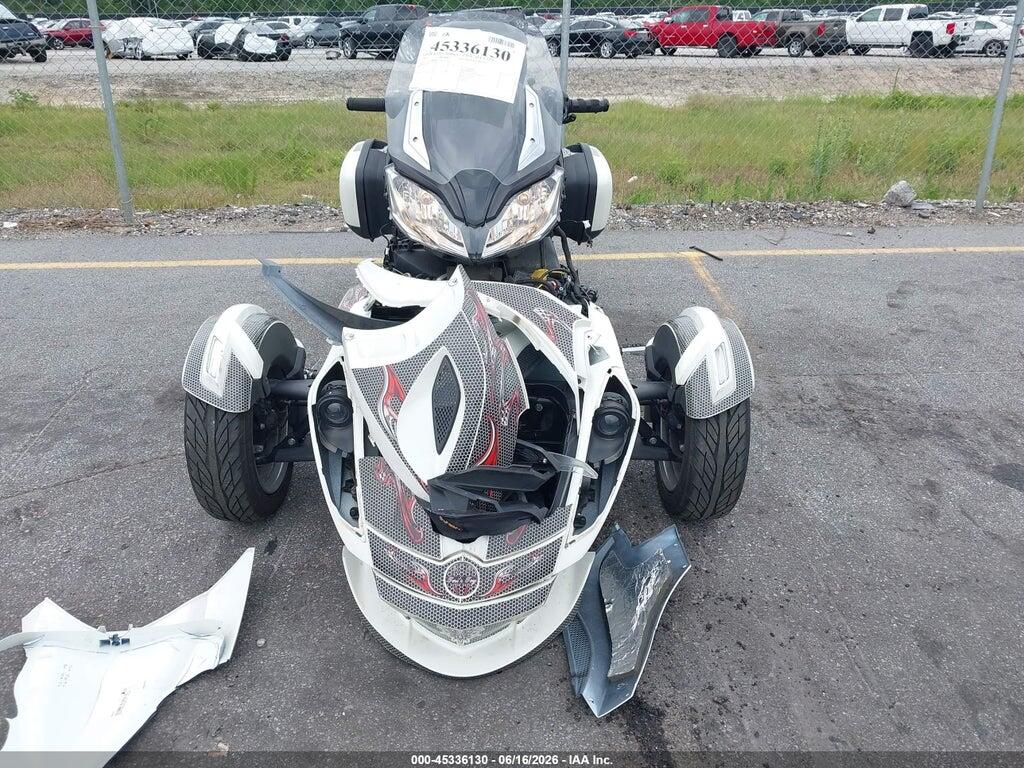 2BXNCBC16DV001038 2013 CAN-AM SPYDER ROADSTER photo no. 5