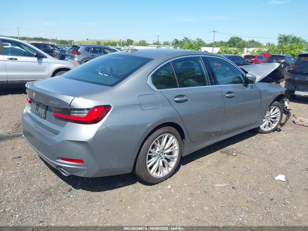 3MW89FF06R8E63781 2024 BMW 330I photo no. 4
