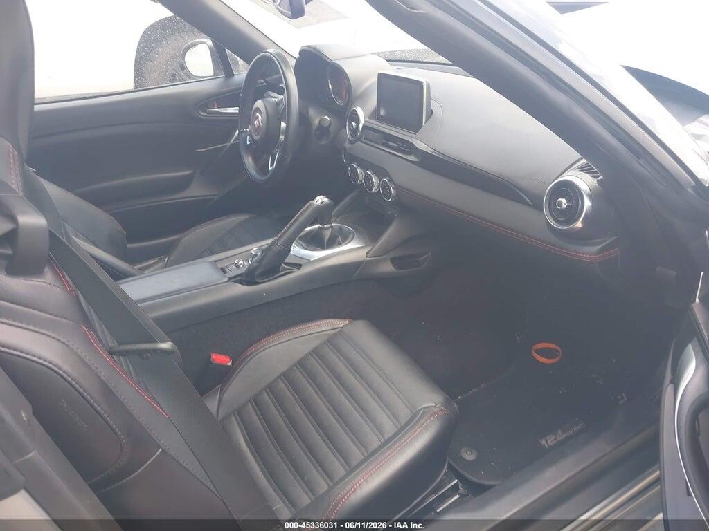 JC1NFAEK2H0119486 2017 FIAT 124 SPIDER photo no. 5